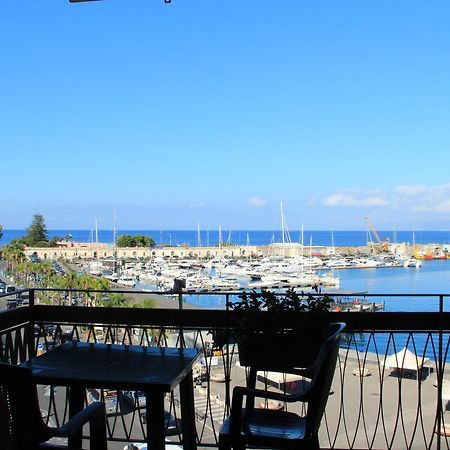 B.&B Margaret'S House Bed & Breakfast Milazzo Exterior photo