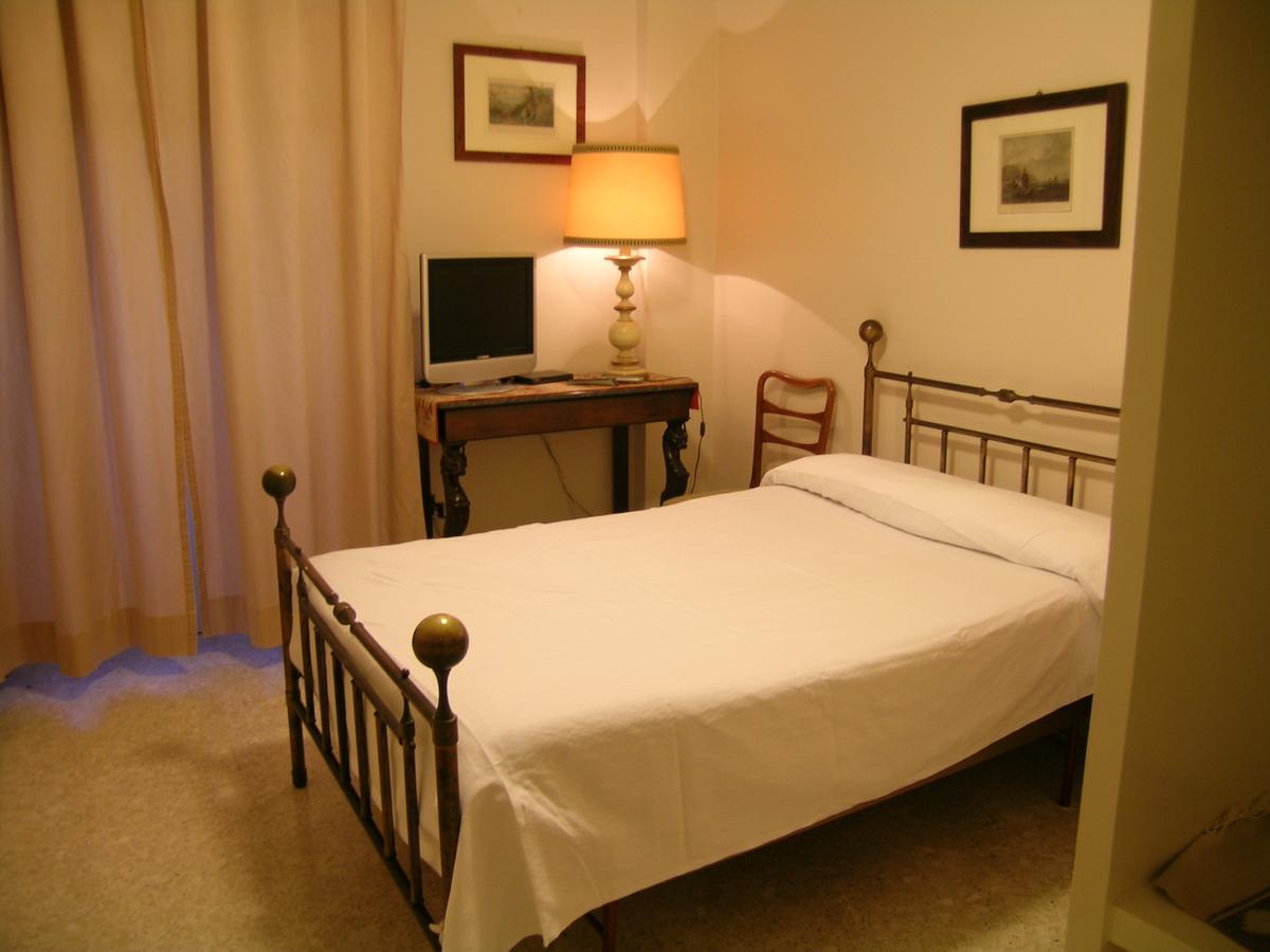 B.&B Margaret'S House Bed & Breakfast Milazzo Exterior photo